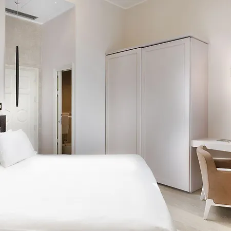 Hotel The Glamore Duomo Milan