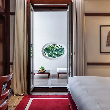 Hotel Portrait - Lungarno Collection 5*