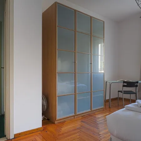 Youhosty - Copernico 47 * Mailand