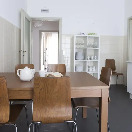 Youhosty - Copernico 47 Apartment *