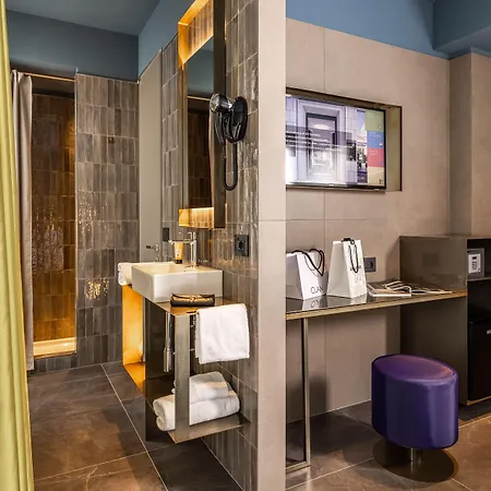 Hd8 Hotel 4*