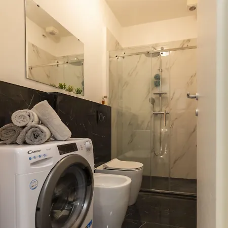 Just Sant'agostino Apartment Milan