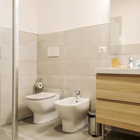 Palette Bergonzoli Place דירה *