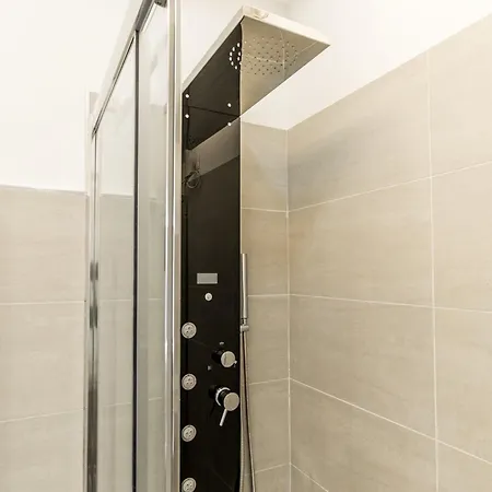 Hotel Mi-mosc46as - Garibaldi 104 A Milaan