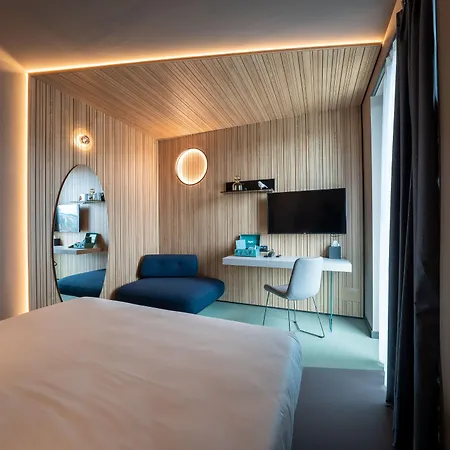 21 House Of Stories Navigli Hotel