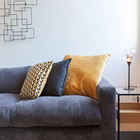 Easyhomes-solera 公寓