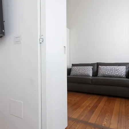 Apartmán Italianway Easy - Vincenzo Monti 32 *