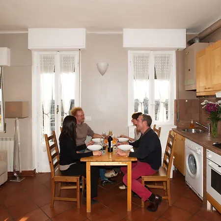 Skyline In Studi A 1 Minuto Dal Metrò Con Terrazzo Wi-fi E Netflix *