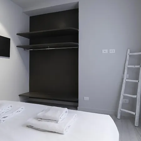 Italianway Easy - Pontida 4 Bilo Lägenhet Milano