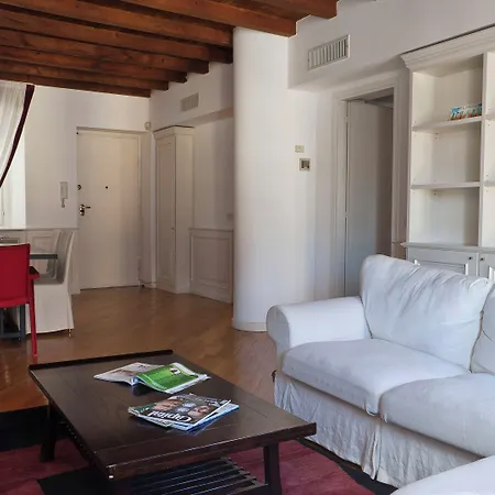 Italianway Easy - Garibaldi 55 Large Apartament Mediolan