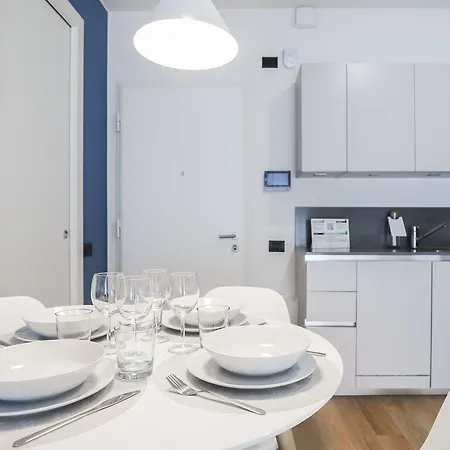 Italianway Comfort - Lazzaro Papi 14 B Milánó