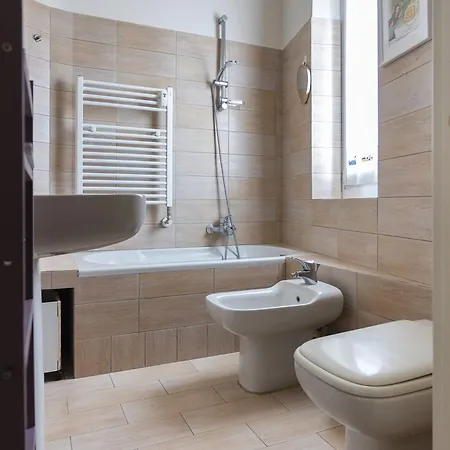 דירה Italianway Easy - Sirte 6 *