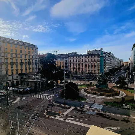 Casa Storica Piazza 5 Giornate Pensionat 4*