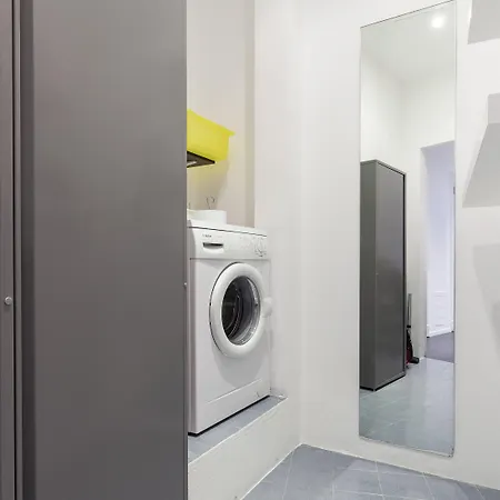 Italianway - Napo Torriani 5 アパート