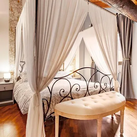 Design With Parking Navigli Area Tatil Evi *