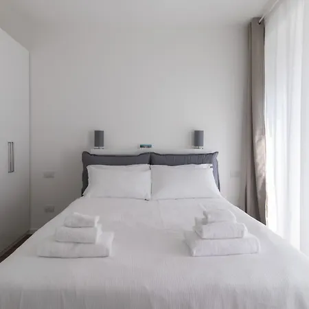 Italianway Collection - Corso Venezia 7 Apartmán *