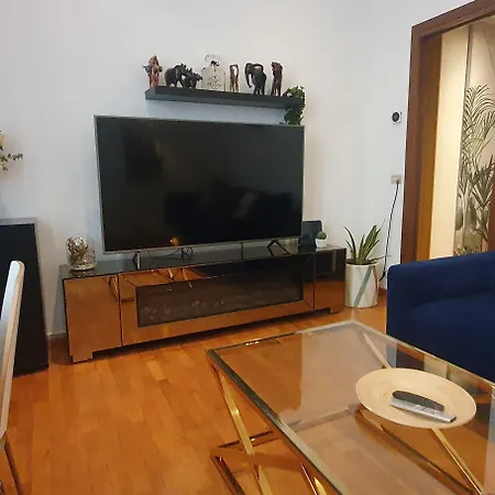 Bnbutler - Marghera - Luminoso Bilocale In Edificio Stile Vecchia 아파트 *