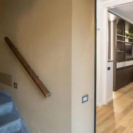 Madonnina Apartment *