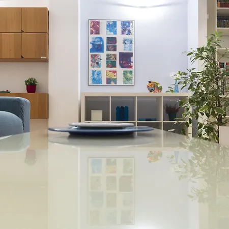 Albero Azzurro 아파트 *