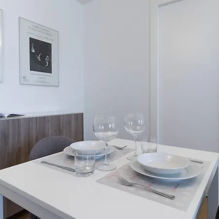 Italianway Easy - Caterina Da Forli 6 *