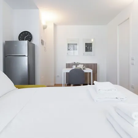 Italianway Easy - Caterina Da Forli 6 *