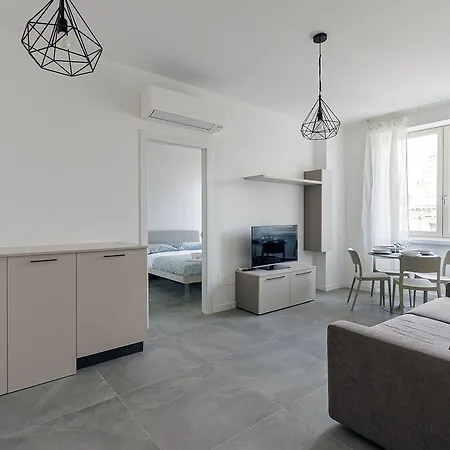 Im - Napo Torriani Stazione Apartament *