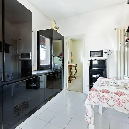 Apartment Terrace Penthouse With Duomo View