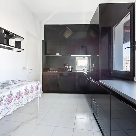 Terrace Penthouse With Duomo View Apartment Milan