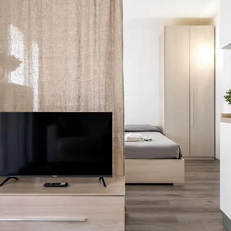 Bnbutler - Archimede 53 - Bright Apartment Mailand