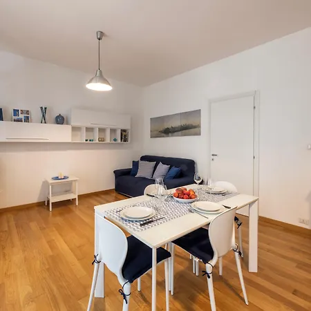 公寓 Bnbutler - Strigelli, 13 - Accogliente Bilocale Con Balcone