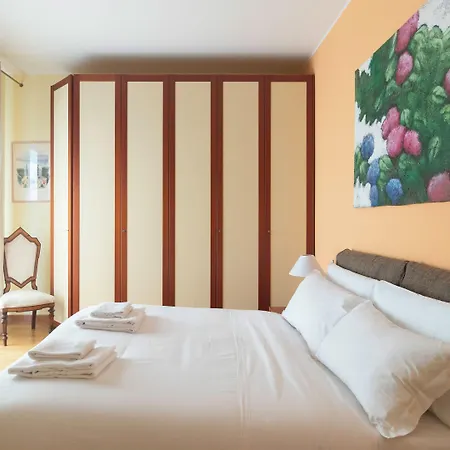 Italianway Comfort - Tolstoi 1 Апартаменты *