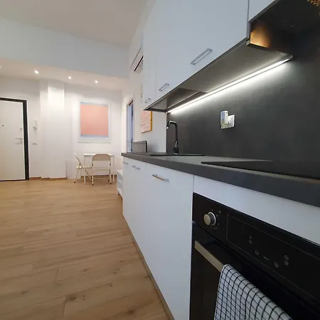 Apartment Bnbutler - Grasselli, 8 - Comfy And Newly Renovated Mailand