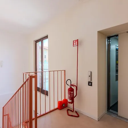 Mia Experience Aparthotel 4*