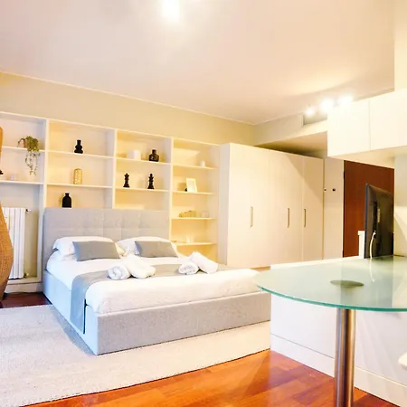 아파트 Citylife Prime - In Front Of The Shopping District With Big Terrace And Gym