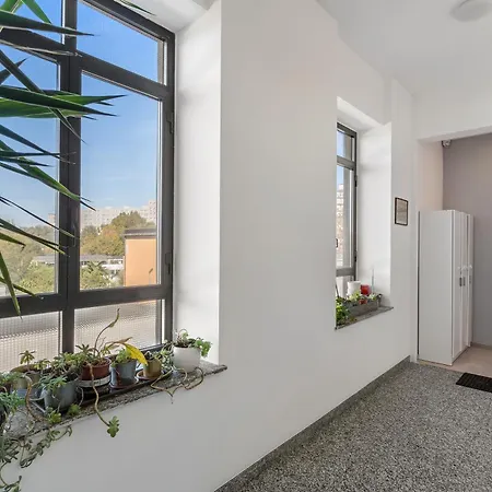 Baroni D - Free Private Parking And A-c Apartmán Milán