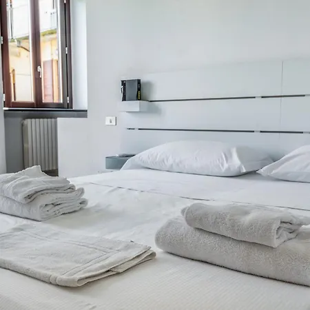 Navigli Via Pavia 4 Pax -wifi Milano