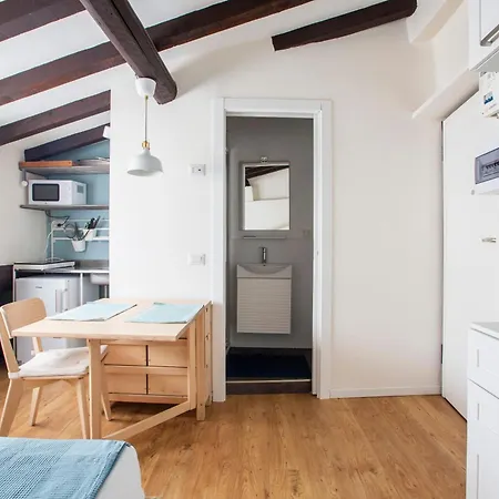 Apartment Cozy Near *