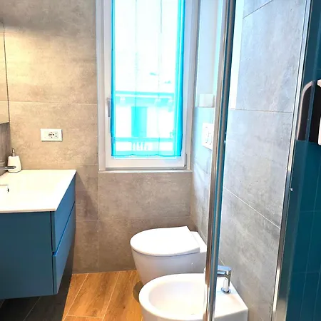 M4 Center - Design Washington - Self Check In - Wifi - Balcony - Ac - Milanoflats