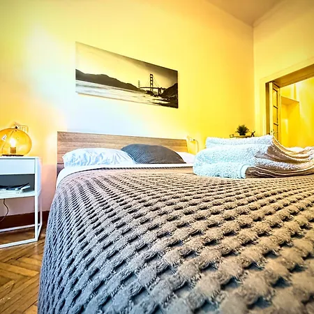 Train Station - Zara 67 *