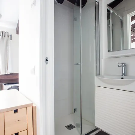 Cozy Near Apartment *