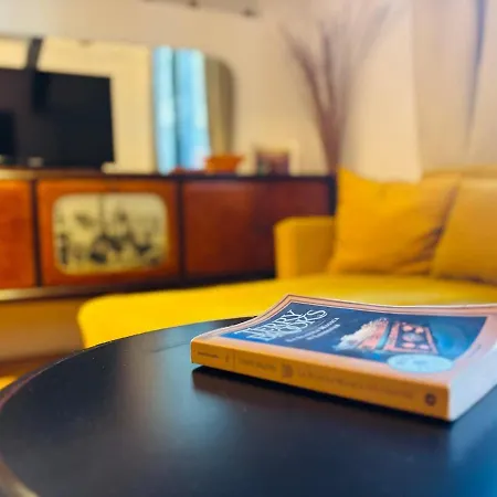 Apartment Parcheggio & Metro M2 - Duomo E Navigli - Wifi & Ac