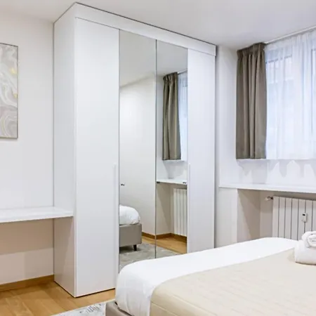 Casati Station Metro M1, M2, M3