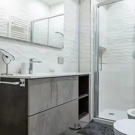 Casati Station Metro M1, M2, M3 * Milano