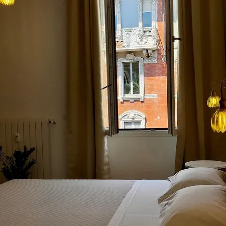 Apartmán Charming 2 Bed With Private Baths In Center