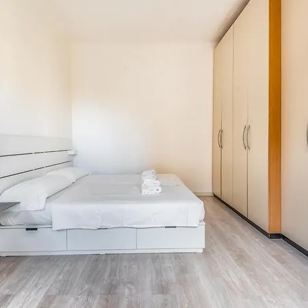 Navigli Via Pavia 4 Pax -wifi *