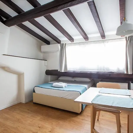 Cozy Near Lejlighed Milano