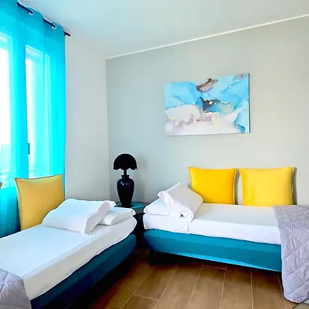 M4 Center - Design Washington - Self Check In - Wifi - Balcony - Ac - Milanoflats