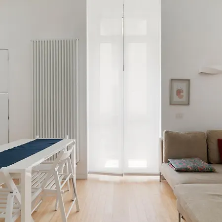 Lodi Moderno E Accogliente Bilocale