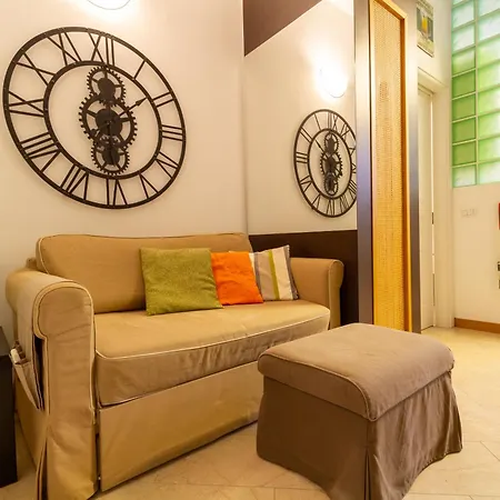 Modern And Cozy In Darsena Area * Milano