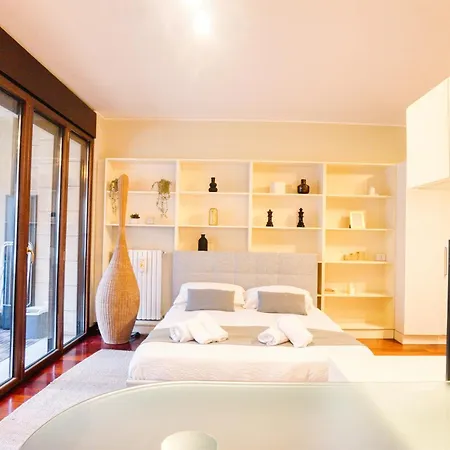 아파트 Citylife Prime - In Front Of The Shopping District With Big Terrace And Gym *